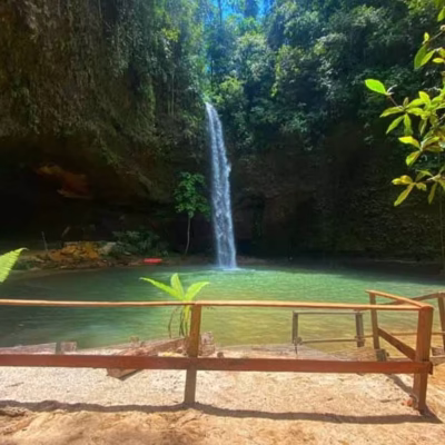 Descubre Charco Azul: Un Paraíso Escondido en Mesetas, Meta